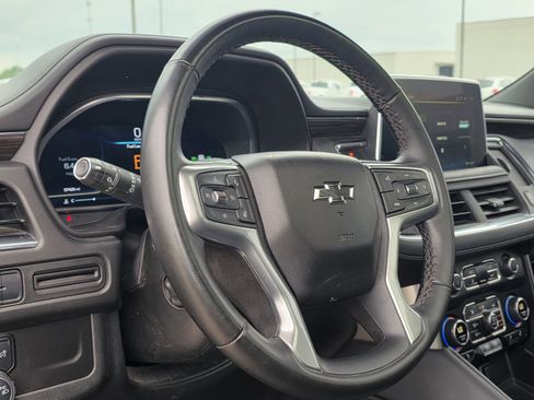 Used 2024 Chevrolet Tahoe Z71 w/ Luxury Package AWD/4WD image 10