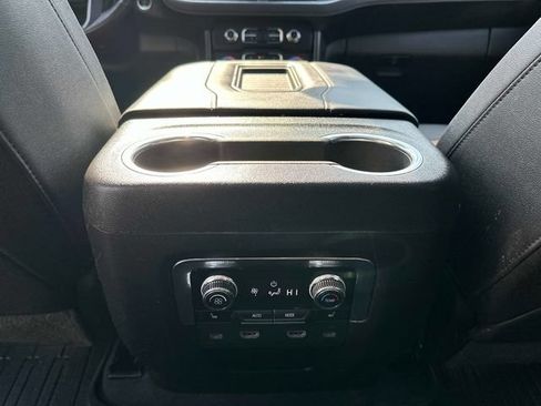 Used 2023 GMC Yukon AT4 w/ AT4 Premium Package AWD/4WD image 15