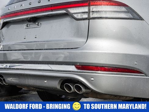 Used 2023 Lincoln Aviator Black Label Grand Touring image 7