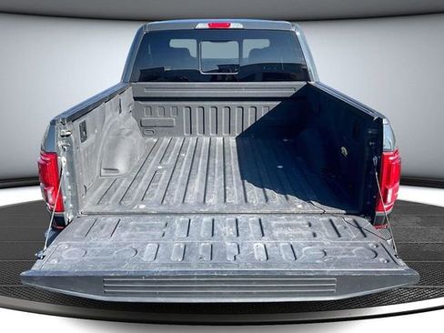 Used 2016 Ford F150 Lariat w/ Equipment Group 502A Luxury image 7