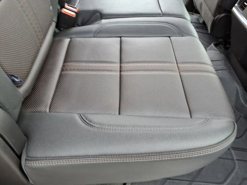 Used 2023 Chevrolet Silverado 1500 High Country w/ High Country Premium Package image 19