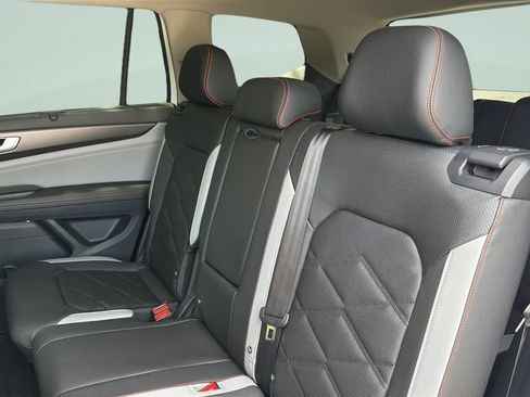 New 2026 Volkswagen Atlas Peak Edition AWD/4WD image 29