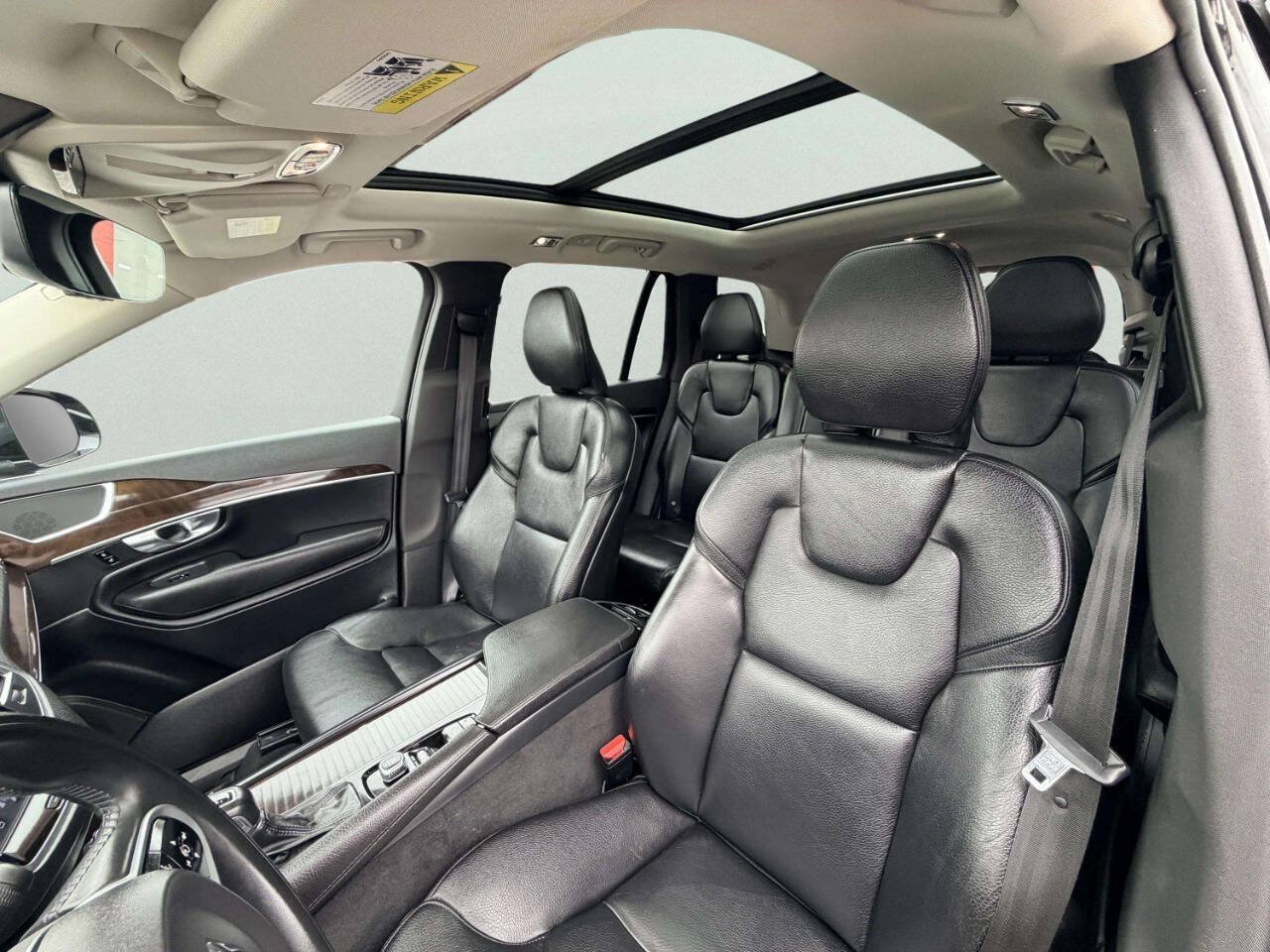 Used 2019 Volvo XC90 T6 Momentum w/ Protection Package Premier AWD/4WD image 21