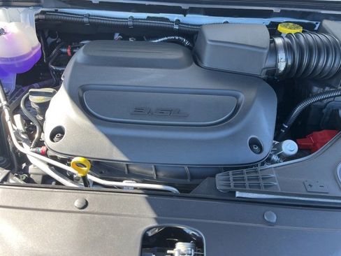 New 2026 Chrysler Pacifica Select image 20
