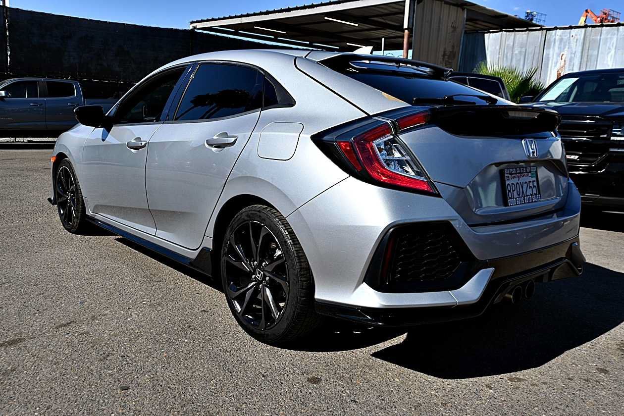 Used 2017 Honda Civic Sport image 5
