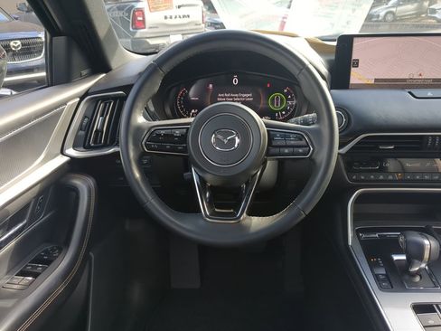 Used 2025 MAZDA CX-70 3.3 Turbo S w/ Premium Package AWD/4WD image 13