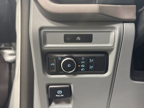 Used 2025 Ford F150 XLT w/ Equipment Group 301A Standard image 10