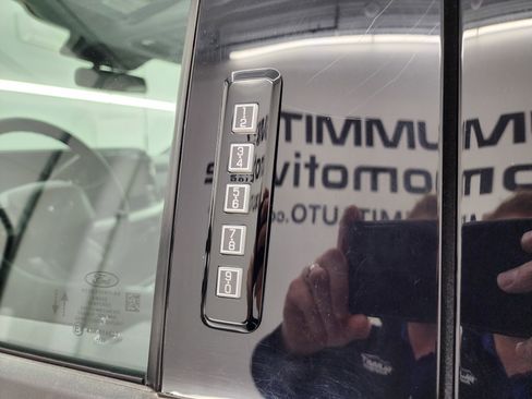 Used 2023 Ford F250 XLT w/ Tremor Off-Road Package image 36