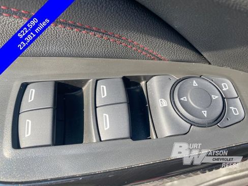 Used 2025 Chevrolet Trax RS w/ Driver Confidence Package FWD image 12