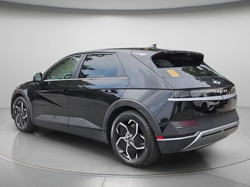 Used 2022 Hyundai Ioniq 5 SE w/ Cargo Package RWD image 9