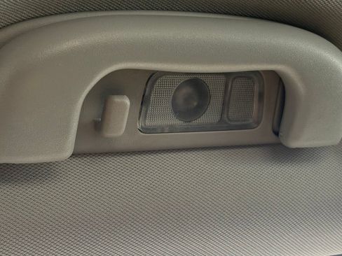 Used 2020 Chevrolet Equinox LT FWD image 15