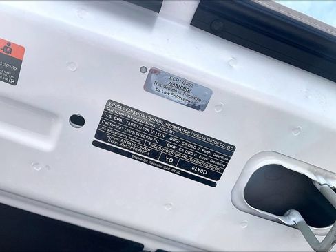 Used 2024 Nissan Sentra SV FWD image 30