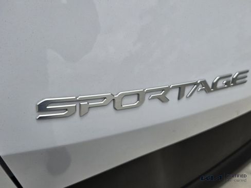 Certified 2024 Kia Sportage EX FWD image 15
