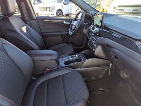 New 2025 Ford Escape Active image 36