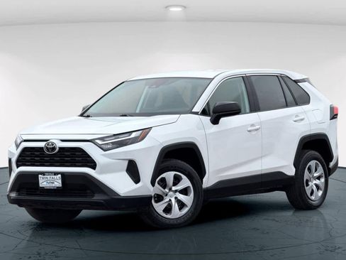 Used 2024 Toyota RAV4 LE image 1