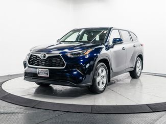 Used 2023 Toyota Highlander L video 3