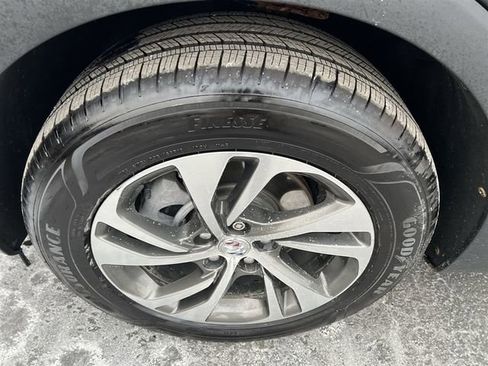 Used 2023 Buick Envision Essence AWD/4WD image 25