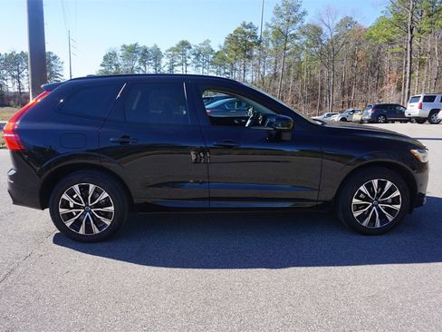 Used 2024 Volvo XC60 B5 Plus w/ Protection Package Premier image 23