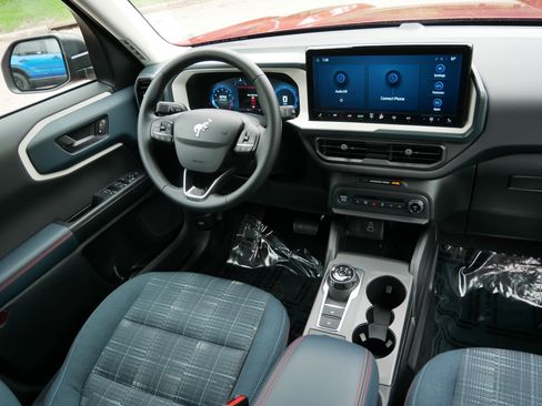 Used 2025 Ford Bronco Sport Heritage w/ Convenience Package AWD/4WD image 9