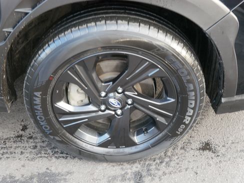 Used 2024 Subaru Crosstrek 2.0i w/ Crosstrek Mirror Package image 15