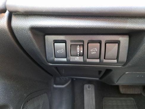Certified 2025 Subaru Outback Limited AWD/4WD image 24