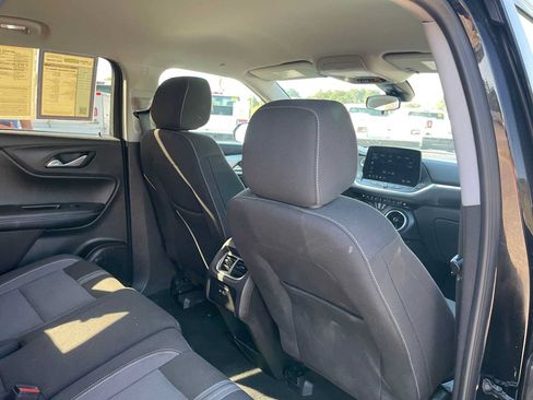 Used 2023 Chevrolet Blazer LT FWD image 25