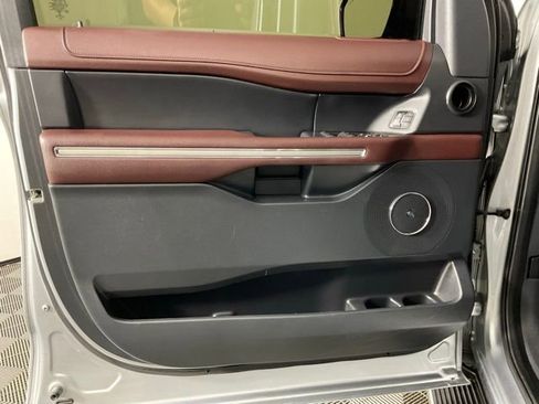 Certified 2022 Ford Expedition Max Limited image 12