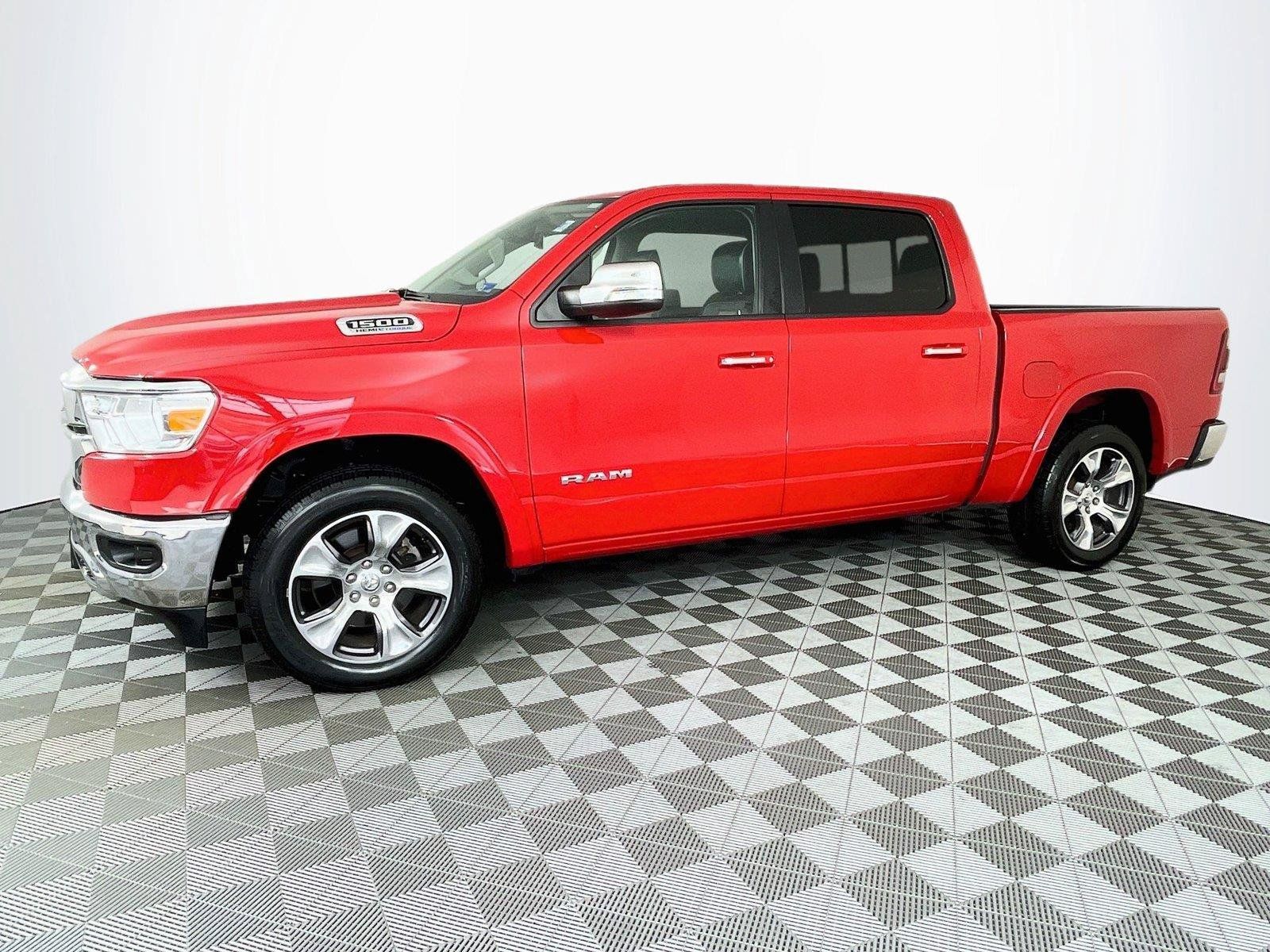 Used 2022 RAM 1500 Laramie AWD/4WD image 4