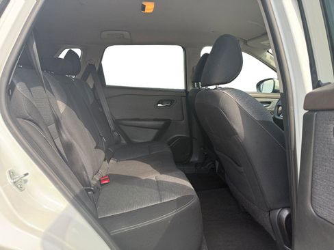 Used 2023 Nissan Rogue SV AWD/4WD image 23