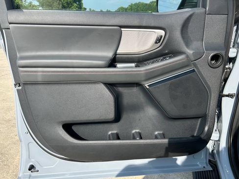 Used 2025 Ford Expedition Max Active AWD/4WD image 12