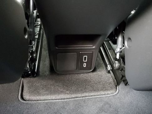 Used 2023 Buick Encore GX Select w/ Sport Touring Package image 15