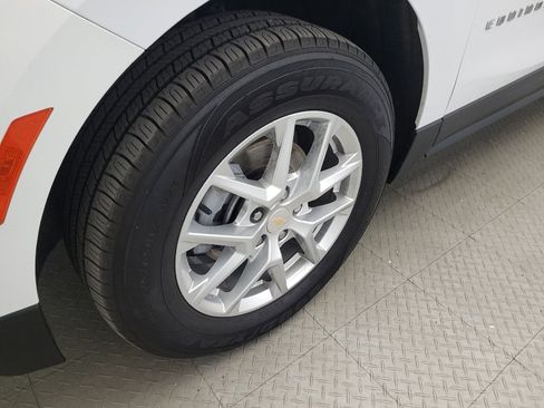 Used 2023 Chevrolet Equinox LT w/ Driver Convenience Package AWD/4WD image 31