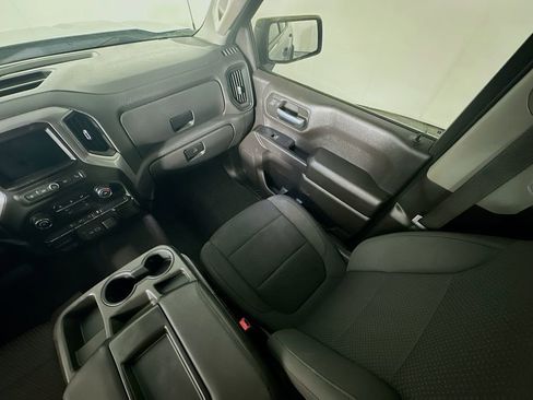 Used 2021 Chevrolet Silverado 1500 Custom Trail Boss w/ LPO, Dark Essentials Package image 11