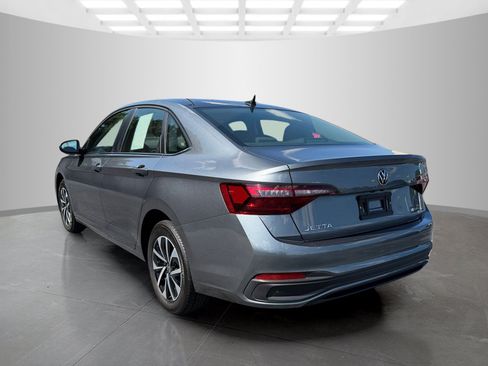 Used 2024 Volkswagen Jetta S FWD image 4
