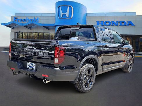 New 2026 Honda Ridgeline Black Edition image 4