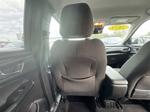 Used 2023 Chevrolet TrailBlazer LT w/ Convenience Package image 21