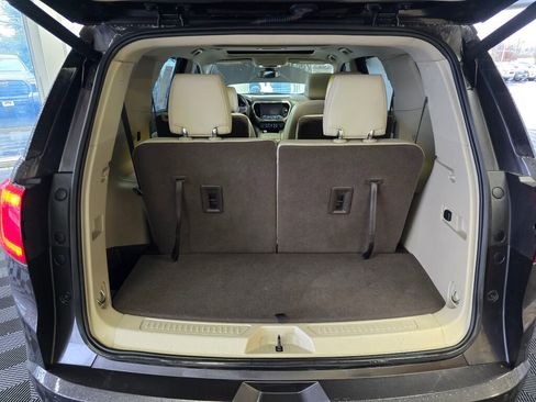 Used 2019 GMC Acadia Denali w/ Technology Package image 17