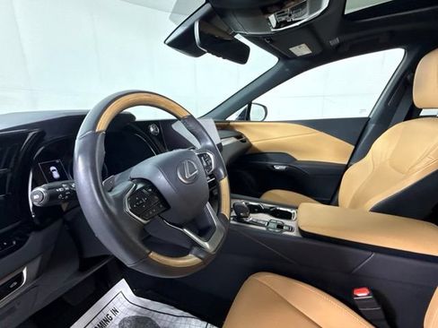 Used 2024 Lexus RX 350 Premium w/ Accessory Package (Z1) AWD/4WD image 5