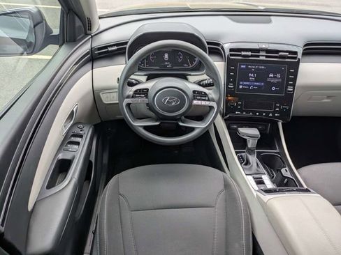 Used 2024 Hyundai Tucson SEL FWD image 18