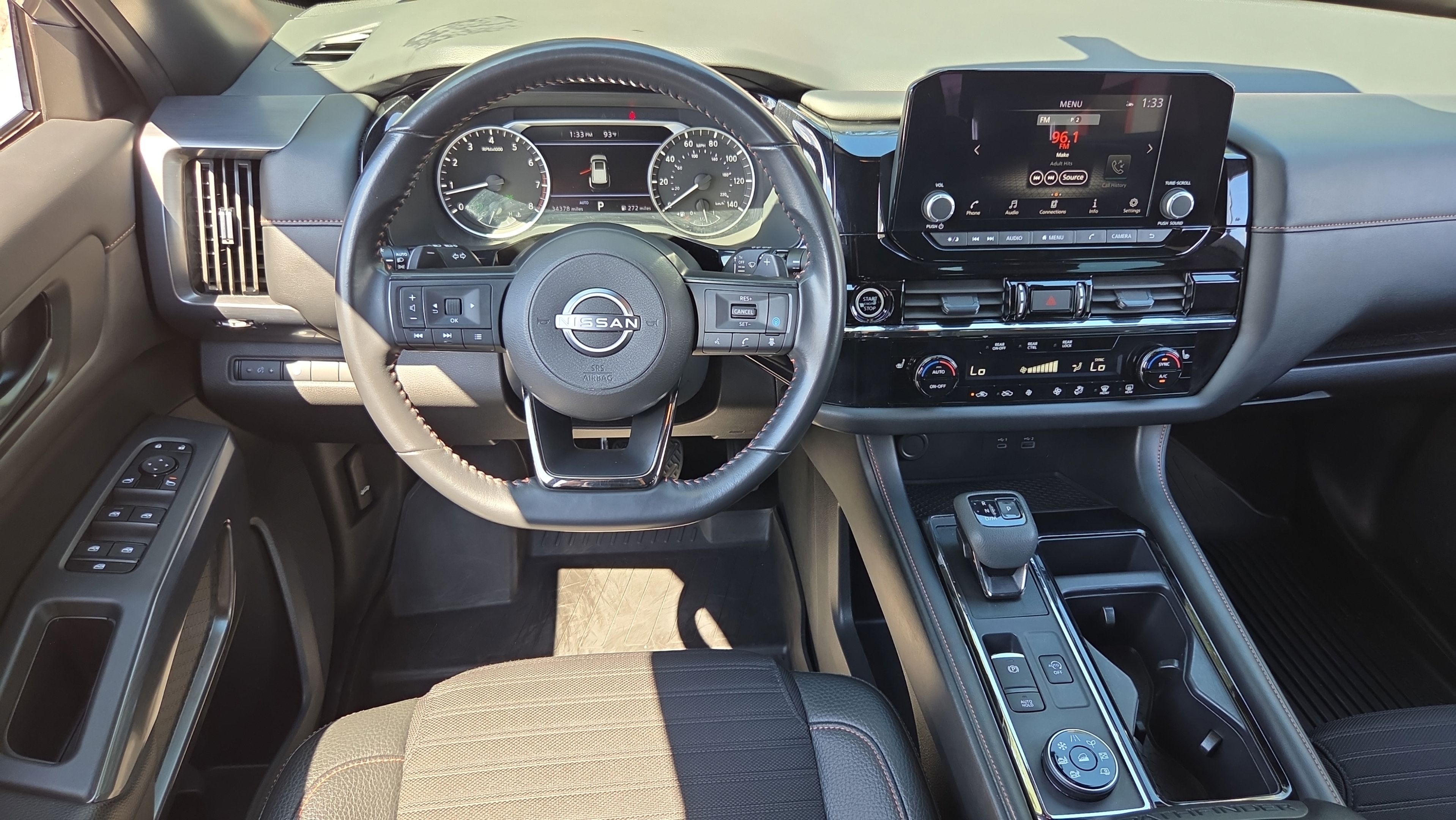 Used 2024 Nissan Pathfinder Rock Creek AWD/4WD image 12