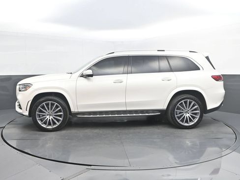 Used 2022 Mercedes-Benz GLS 450 4MATIC image 2