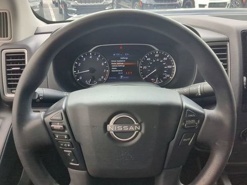 Used 2024 Nissan Frontier SV RWD image 29