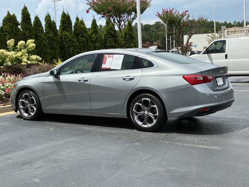 Used 2024 Chevrolet Malibu LT FWD image 9