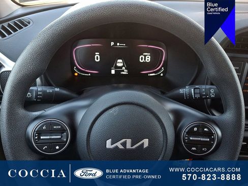 Used 2023 Kia Soul LX w/ LX Technology Package image 19