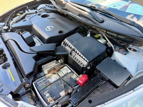 Used 2014 Nissan Altima 2.5 SL w/ Technology Package FWD image 18