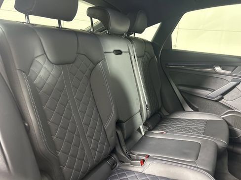 Used 2023 Audi SQ5 Prestige w/ Prestige Package image 14