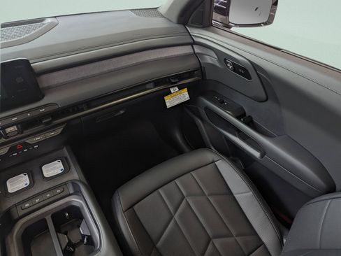 New 2027 Kia Telluride SX X-Pro AWD/4WD image 12