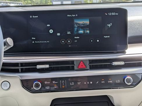 New 2026 Kia Sorento EX FWD image 16