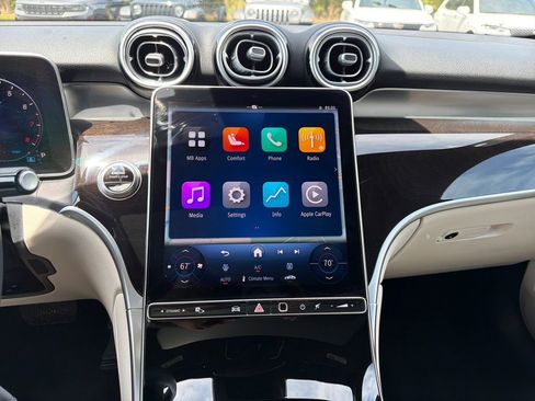 Used 2026 Mercedes-Benz GLC 300 image 6