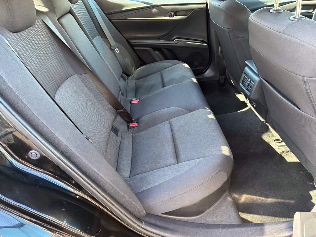 Used 2025 Toyota Camry LE FWD image 17